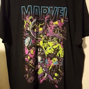 Marvel T-shirt Men's Large